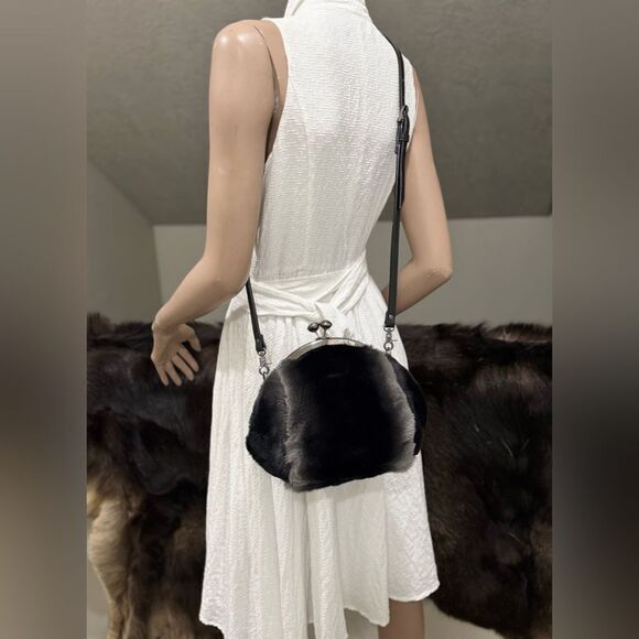Black Gradient Handmade Real Rex Rabbit Fur Kiss-lock Shoulder Bag/Crossbody - Picture 8 of 14
